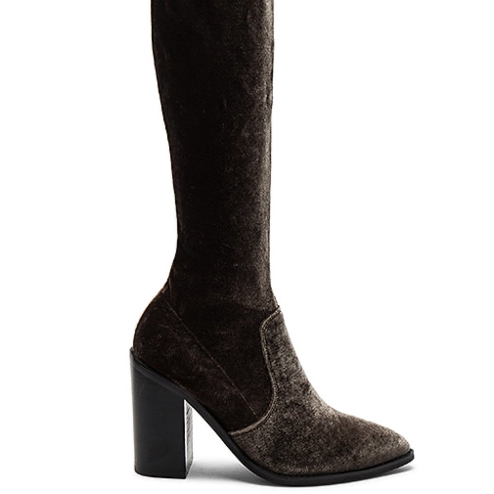 *** SOLD *** Natalie Boot